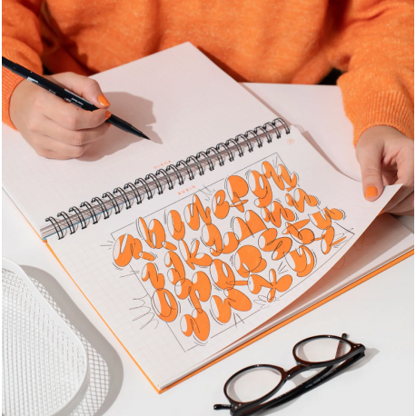 CUADERNO DE LETTERING : PRACTICA CALIGRAFÍA CREATIVA PASO A PASO